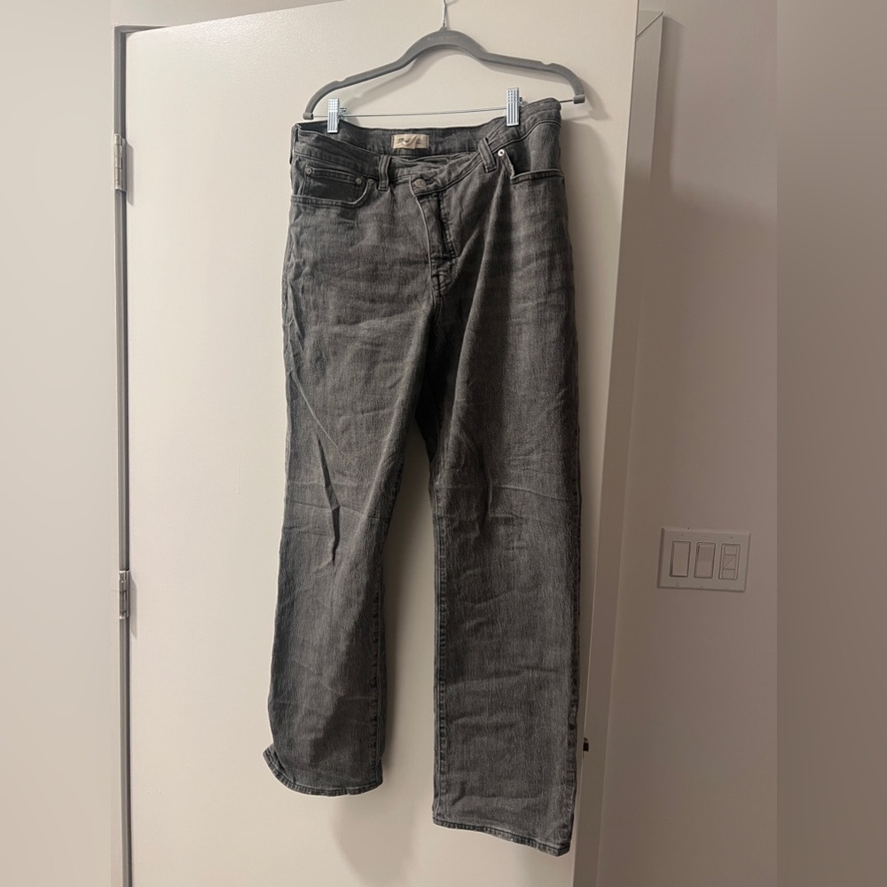 The '90s Straight Jean in Burwick Wash: Cross-Tab Edition